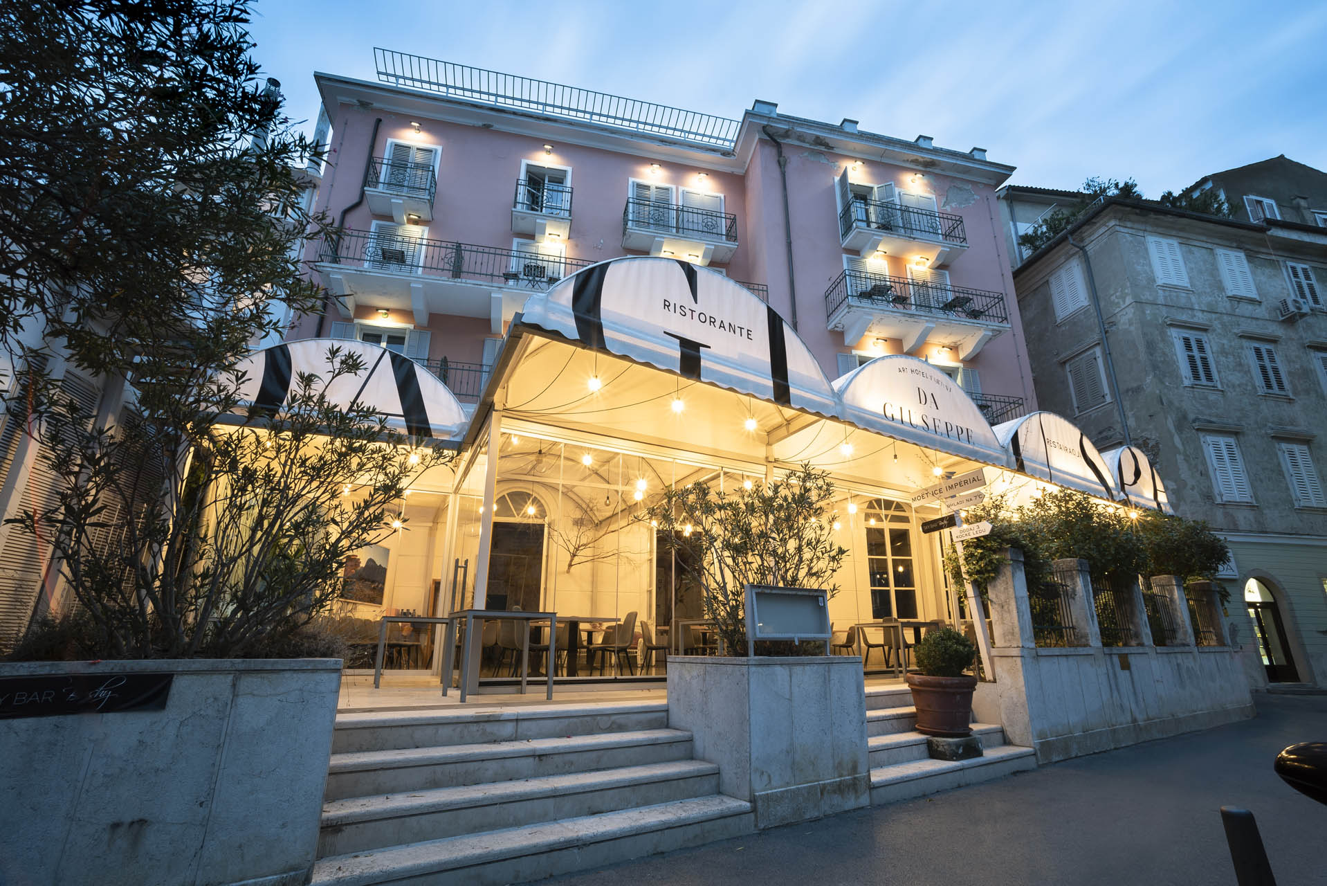 Art Hotel Tartini outside